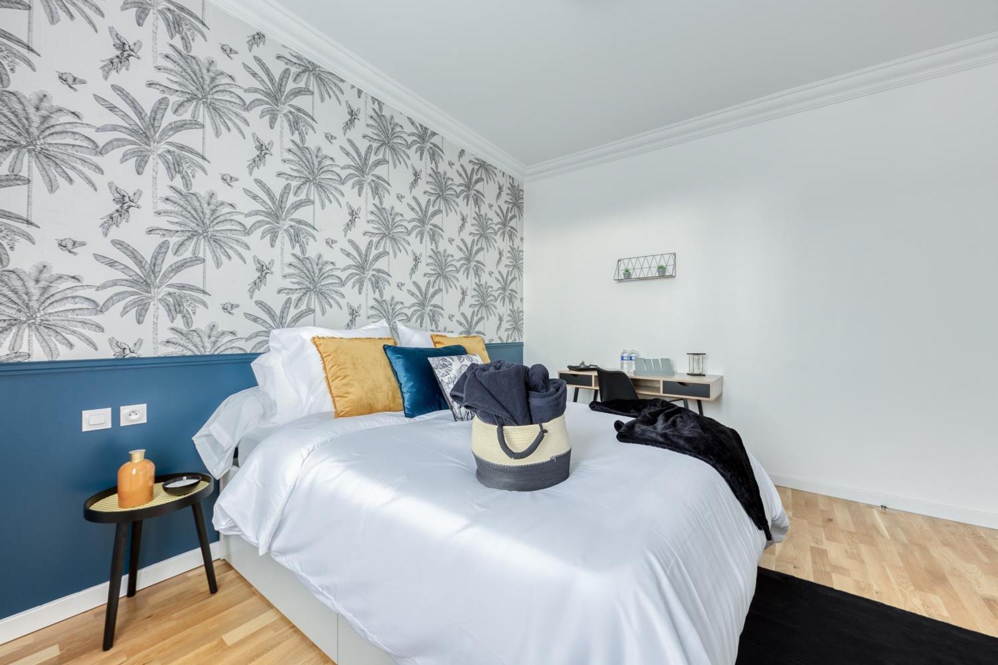 Maison 8 Personnes - Parking - Metro 7 Et Rer B A 6 Minutes La Courneuve Bagian luar foto